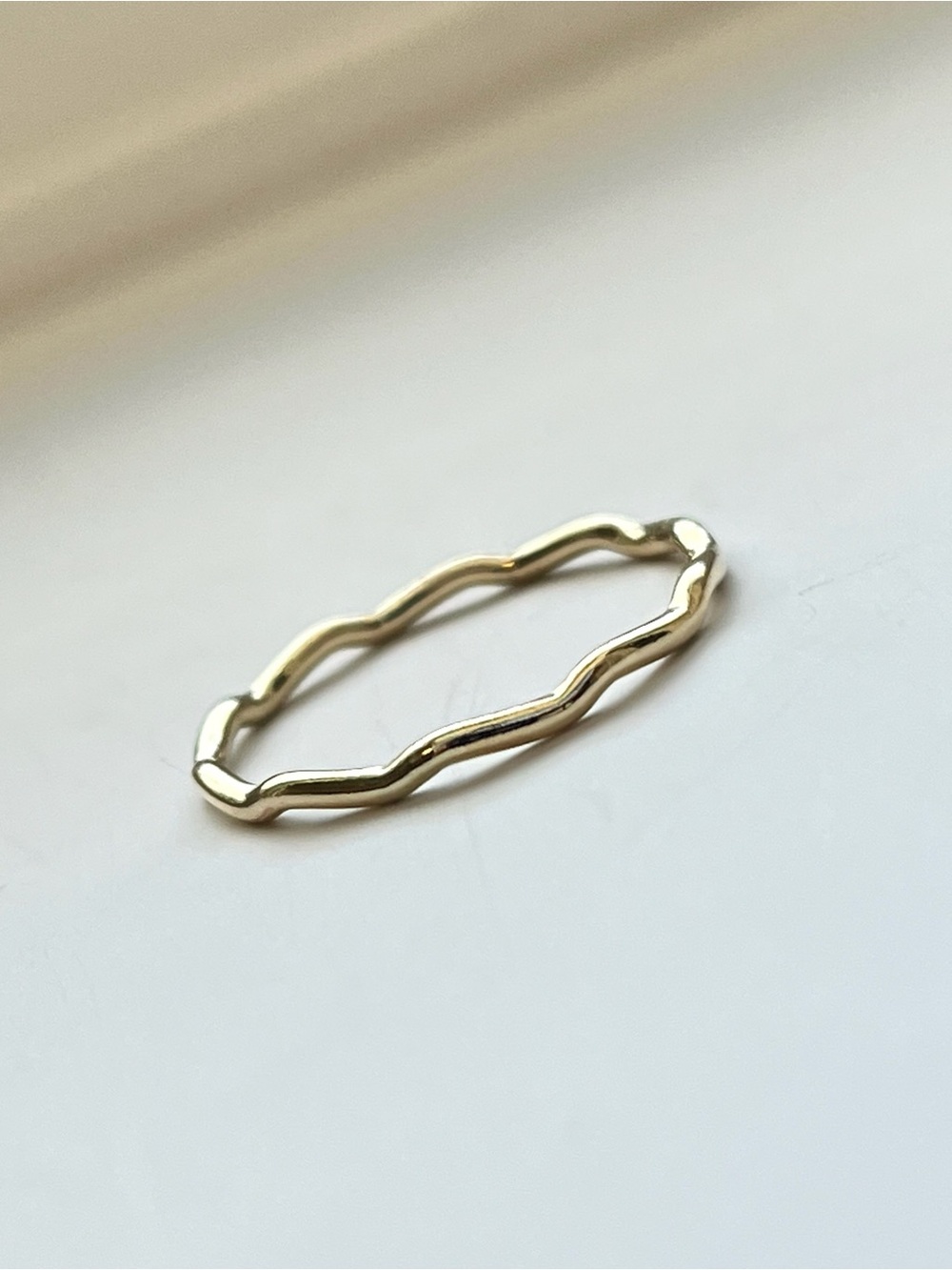 Elegant 14K Gold Filled Wavy Band Ring - Minimal Women's Jewelry